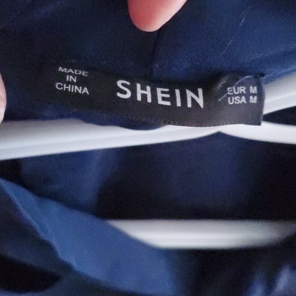 NWOT Blouse - Picture 3 of 4